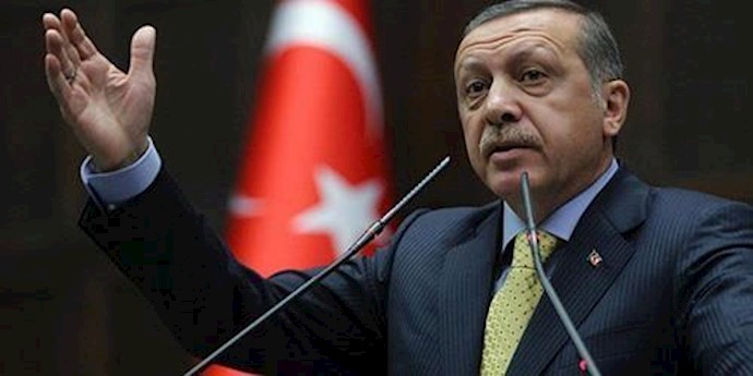 أردوغان يتهم إيران بتبني سياسه طائفيه بسوريا