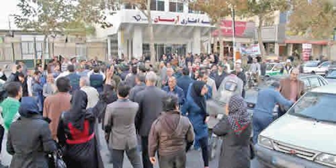 إيران.. بيان طلاب کلية الادارة لجامعة طهران لمناسبة يوم الطلاب