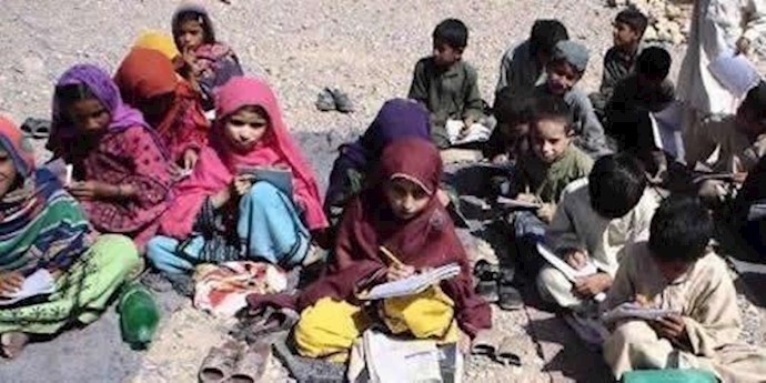 إيران.. نائب في برلمان النظام عن زاهدان: حرمان 156 ألف فتاة من التعليم في المحافظة