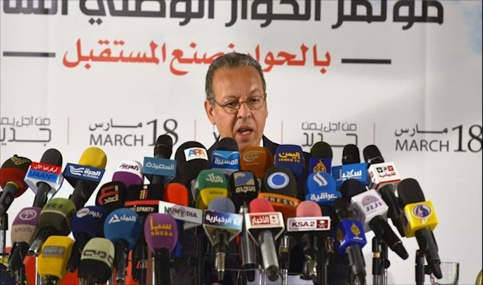 تفاؤل أممي وکتل يمنية تطالب بإلغاء الإعلان الدستوري