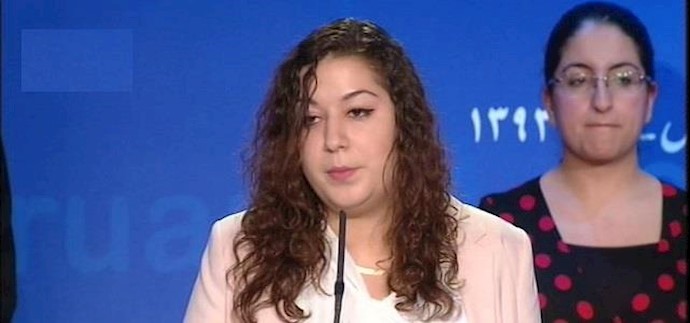 کلمة سبيدة عرفا من الممثلين لرابطة الشباب الإيرانيين في الخارج، في مؤتمر باريس حضرته مريم رجوي