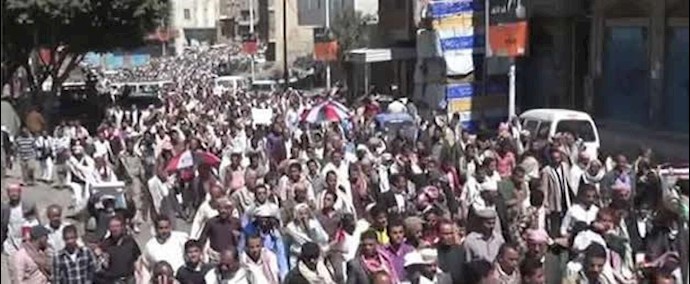 تواصل المظاهرات المؤيدة لهادي بعدة مدن يمنية