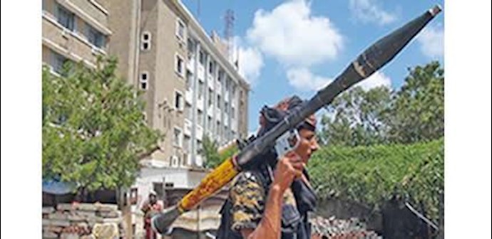 «انتفاضة» لأنصار هادي في عدن