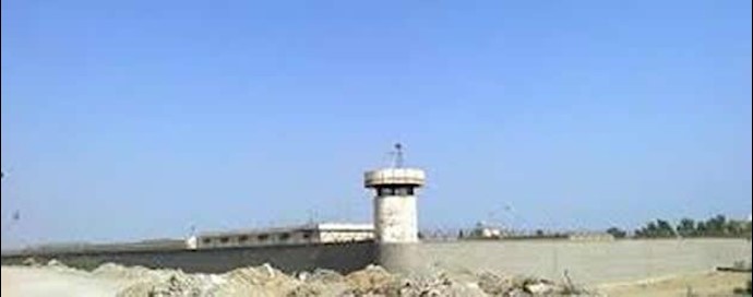 اشتباکات واسعة بين السجناء السياسيين و العادييين السنة في سجن مدينة زاهدان من جهة و جلادي الخامنئي من جهة أخری