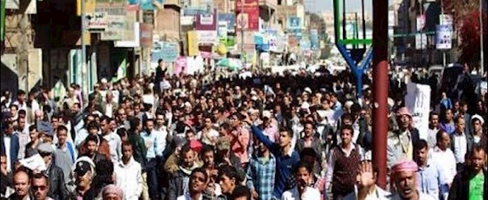 بوادر صراع بين الحوثي وصالح علی السلطة 
الحوثيون يقتربون من تنفيذ تهديدهم بسد الفراغ