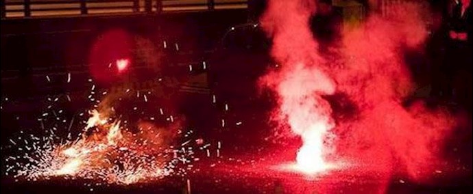 ايران.. انديمشک- ضباط مکلفين ينظمون تجمعا احتجاجيا في ليلة الاربعاء الأخير للسنة الايرانية