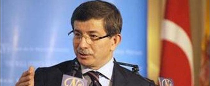 داوود أوغلو : لن نقف عاجزين أمام هجمات الحرس الثوري الإيراني وحزب الله في سوريا
