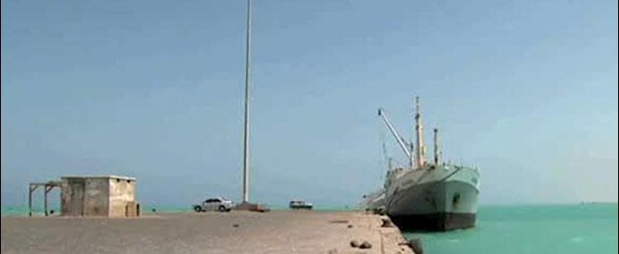 عسکريون موالون للحوثيين يتوجهون لطهران لإبرام صفقات عسکرية