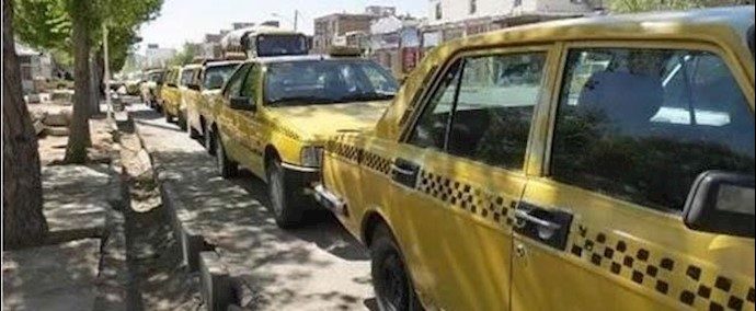تجمع اجتجاجي لسائقي سيارات الأجرة في مدينة ايلام الإيرانية