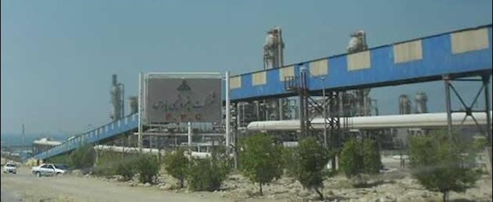 ايران.. مدينة عسلوية- إضراب لعمال شرکة بتروکيمياوات بارس عن العمل وتهديدهم لإضرابات واسعة عن العمل
