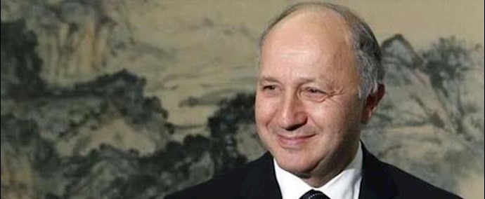 وزير الخارجية الفرنسي يغادر محادثات ايران الي باريس وسيعود حالما يکون ذلک "مفيدا"