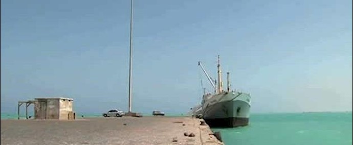 التحالف يُحذر ايران من محاولة تسليح الحوثيين عبر البحر