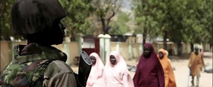 الجيش النيجيري "ينقذ 293 فتاة وامرأة" خلال عملية ضد بوکو حرام