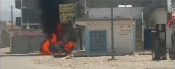 الحوثيون يفرون من عدن علی وقع غارات عاصفةالحزم