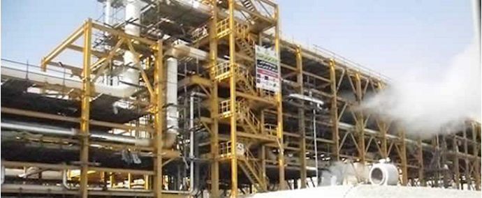ايران.. عسلوية – إضراب آلاف من عمال المرحلتين الـ 20 و21