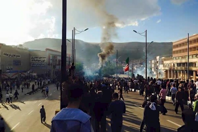 انتفاضة أهالي مدينة مهاباد