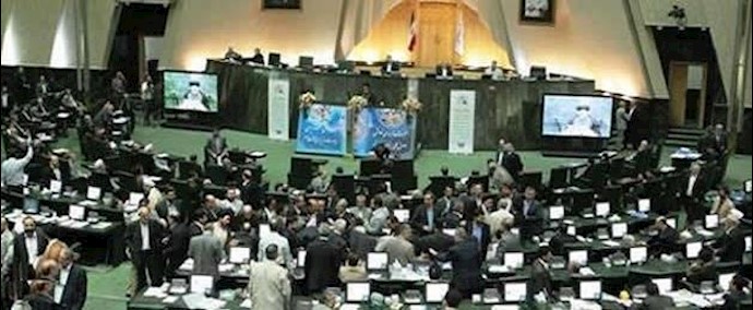 إيران.. نائب في برلمان النظام الرجعي يذعن: أهم مضاعفة ثقيلة للتربية هو تهالک المدارس