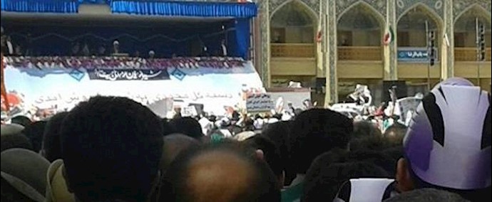 إيران.. احتجاجات العمال متزامنا مع زيارة الملا روحاني إلی شيراز