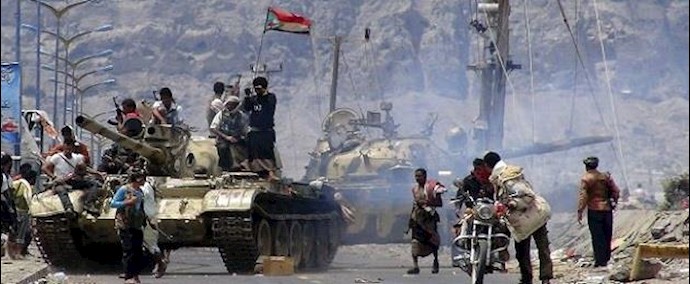 أعنف قصف حوثي علی تعز والغارات تتمدد شرق الحديدة