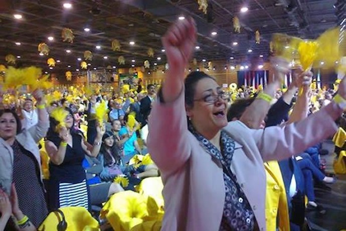 أسقاط النظام الآيرانی هو الحل