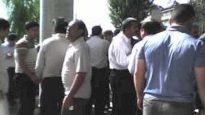 تجمع احتجاجي أصحاب معامل بلدات کاشان الصناعية