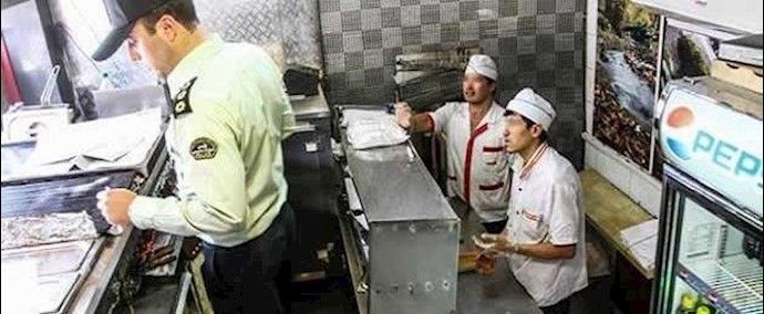 ايران.. اضراب ومواجهات واعتراض بعض المطاعم في طهران علی تصرفات رجال الحکومة