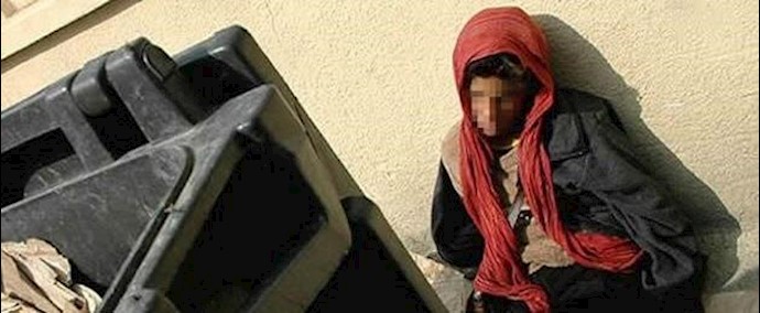 أيران.. اعترافات رهيبة: النساء يشکلن ثلث من ينامون في الکراتين