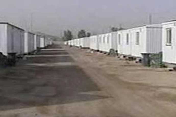 سکان مخيم ليبرتي بين المطرقة والسندان