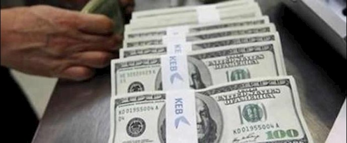 غسل الأموال وعملية النهب بأرقام فلکية في نظام الملالي