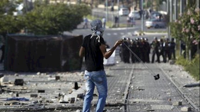 إسرائيل تسن قانوناً يشدد عقوبة الرشق بالحجارة... والفلسطينيون يحتجون