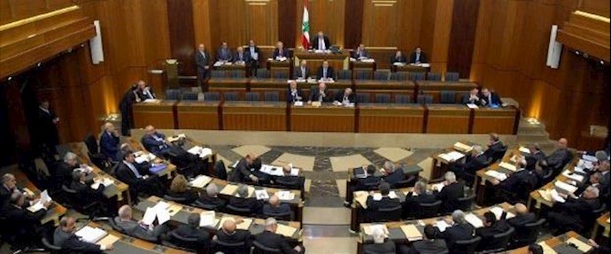 فرنسا تعرب عن قلقها ازاء الفراغ الرئاسي في لبنان وتدعو الی التوافق