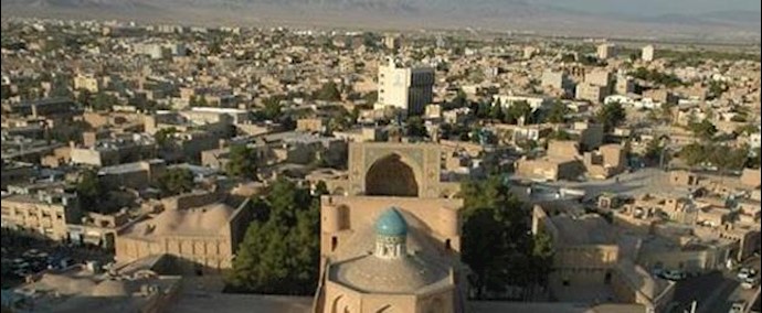 إيران.. منذ شهرين عمال معمل «سمند»لإنتاج القرميد في مدينة سمنان لم يتلقوا أجورهم