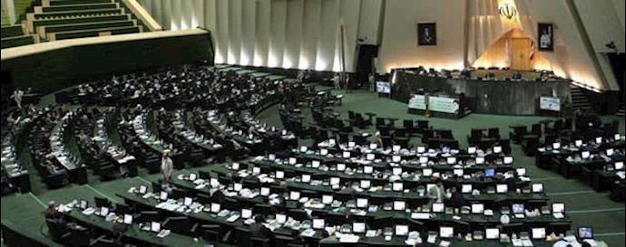 إيران .. المصادقة علی عموميات مشروع إشتغال المعلمين ما قبل الإبتدائية والتدريسيين خوفا من إتساع نطاق احتجاجهم
