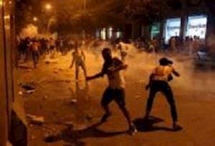 محتجون مناهضون للحکومة اللبنانية يدعون للاحتشاد يوم السبت