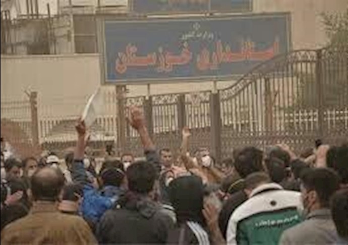 ايران..إضرابات وإحتجاجات لممرضين وعمال وتجار السوق في مدن کرکان و کرج و أهواز وکرمان