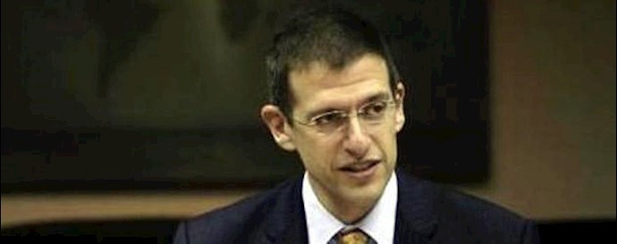 نائب وزير الخرانة الامريکي: إعادة فرض العقوبات علی النظام الإيراني خلال عدة أيام في حال عدم التزامه بالإتفاق