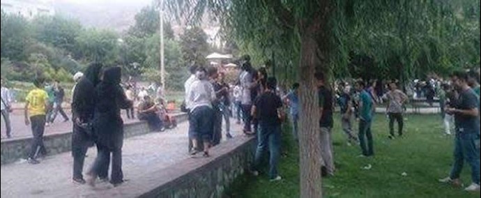 طهران: اشتباک مع رجال الضريبة للنظام
