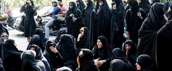 إيران.. تجمع احتجاجي للمعلمين للمرحلة الدراسية قبل الإبتدائية