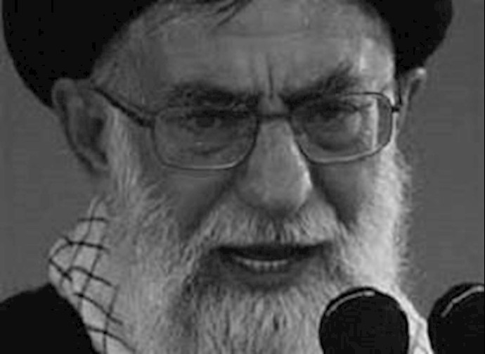 خامنئي يکشف عن رعبه من المستقبل