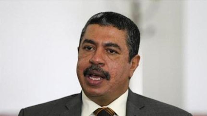 بحاح: المرحلة القادمة هي الأصعب بالنسبة لليمنيين
أشار إلی ضرورة بناء القوات المسلحة بعيدا عن المناطقية والحزبية