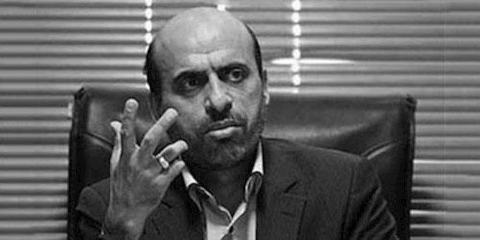 هجوم عضو من اللجنة الأمنية النيابية علی الملا روحاني: برلمان يکون السيد روحاني کاتبه، يمثل خطرا علی النظام