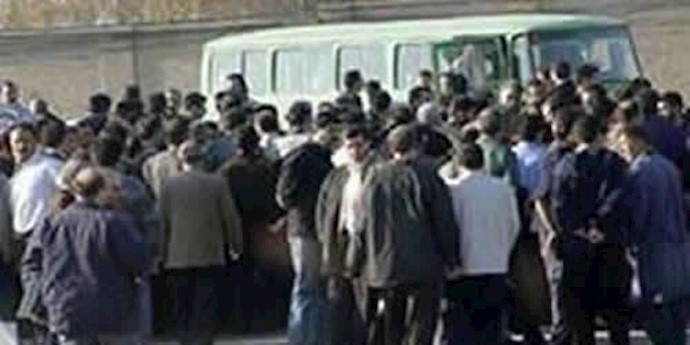 آبیک، طهران، کاشان؛ مواصلة 3 حالات إحتجاجات لطلاب جامعيين وعمال