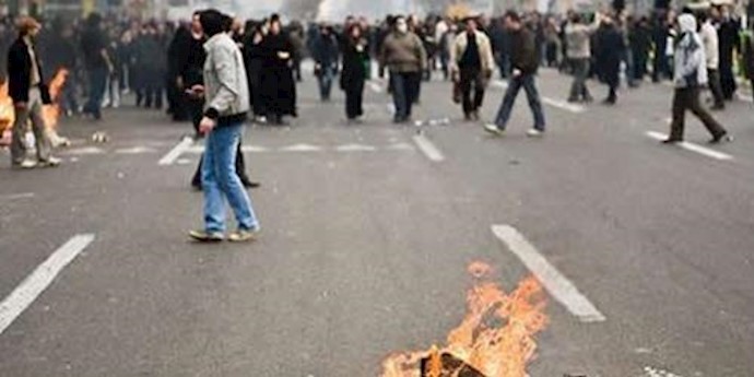 رئيس هيئة وضع سياسات خطباء الجمعة للنظام: تکرار فتنة 2009 ممکن