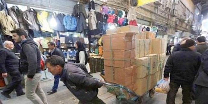 الاقتصاد الإيراني يحتاج سنوات لتعويض خسائر العقوبات.. والنفط أکبر العقبات
