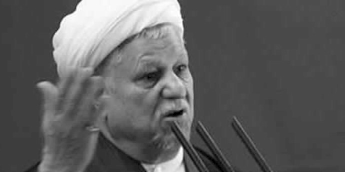 الملا ”فرزانه” في صلاة الجمعة في مشهد: الفتنة فايروس لايمکن القضاء عليه