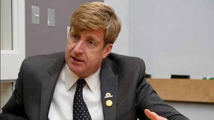 باتريک کندي: نقل المنفيين الايرانيين علامة للاعتلاء المتنامي للمقاومة الايرانية