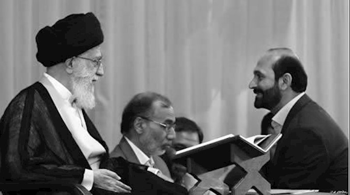 خامنئي الفاسد يبسط حمايته علی الفساد والفاسدين