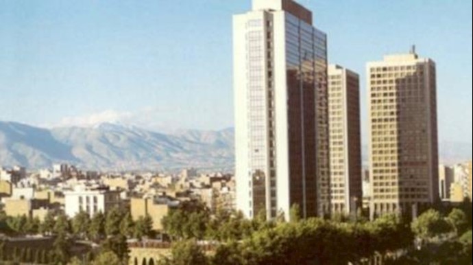 عملية سلب ونهب وفساد واسعة في وزارة الزراعة للنظام الإيراني