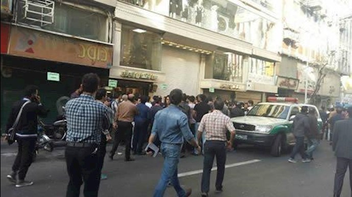 ايران .. ختم محال تجارية في مدينة نهاوند
