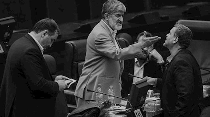 ايران.. مناوشات في برلمان النظام علی الغاء خطاب نائب رئيس البرلمان في مدينة مشهد